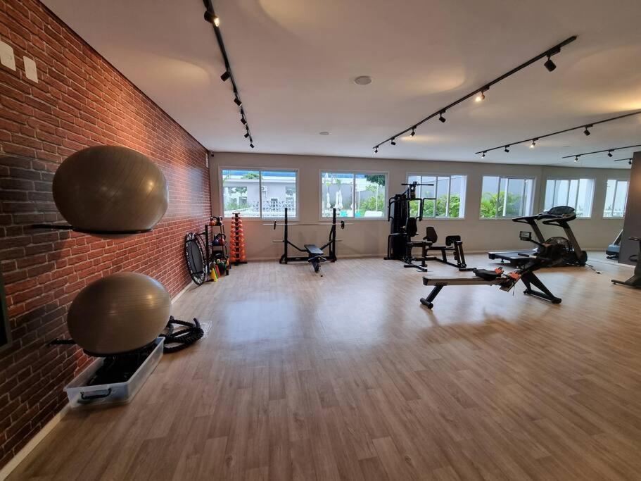 Ap10 Confortavel Com Wifi, Piscina, Rooftoop E Academia Em Frente Ao Metro